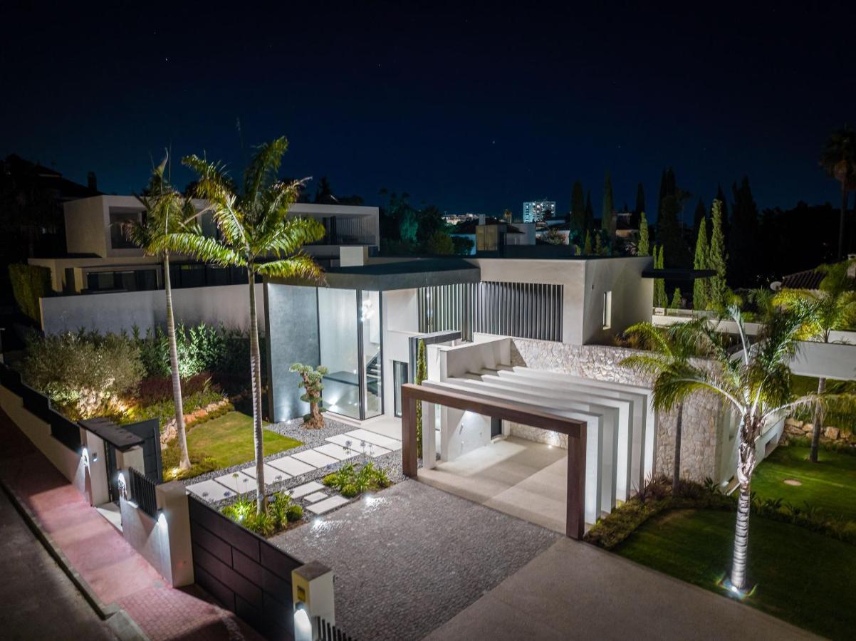 Vacation Marbella I Villa Sirius, Golf Valley, Private Heated Pool, Sauna, Billiard, Cinema, Awarded Holiday Rental Exteriör bild